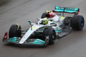 Formel-1-Wagen von Mercedes mit Kimi Antonelli nach dem Sieg beim Großen Preis von Miami.