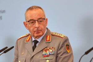 Carsten Breuer spricht über Sicherheitslage und militärische Zusammenarbeit in Europa.