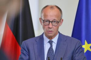Friedrich Merz kritisiert Russlands Aggression in der Ukraine, betont Deutschlands Unterstützung für Frieden.