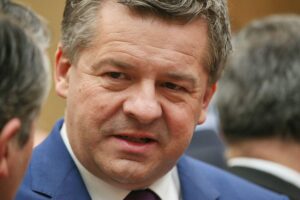 Sven Schulze im Gespräch, TV-Duell mit AfD, politische Herausforderungen in Sachsen-Anhalt.