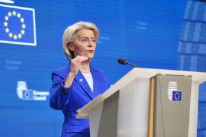 Ursula von der Leyen spricht im EU-Parlament über die Modernisierung des Binnenmarkts.