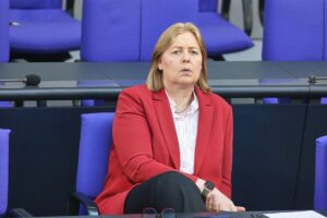 Bärbel Bas spricht zur Grundsicherungsreform und sozialer Gerechtigkeit in Berlin.