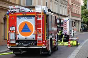 DRK-Präsident Gröhe fordert besseren Zivilschutz und Unterstützung für Ehrenamtliche in Deutschland.