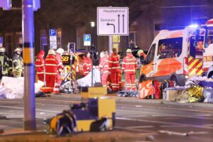 Oberbürgermeisterin Borris spricht zur Urteilsverkündung im Zusammenhang mit dem Weihnachtsmarkt-Anschlag in Magdeburg.
