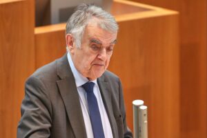 Herbert Reul spricht über europäische Alternativen zur US-Überwachungssoftware Palantir.