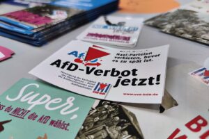 Thüringens Innenminister Maier fordert AfD-Verbotsverfahren gemäß Artikel 21 Grundgesetz.