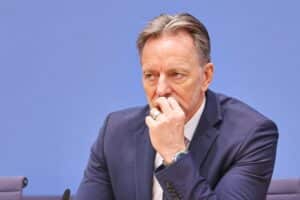 BKA-Präsident Holger Münch im Archivfoto; Warnung vor „Generation-Z-Mafia“ und Wandel der organisierten Kriminalität.