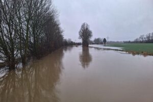 Überschwemmung in Niedersachsen zeigt dringend benötigten Raum für Flüsse und ökologischen Hochwasserschutz.