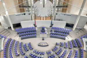 Deutscher Bundestag, Plenarsaal: CDU/CSU-Fraktion tagt zur Wahl eines neuen Vorsitzenden.
