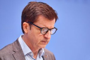 André Berghegger im Archiv, Deutsche Städte- und Gemeindebund fordert Bundesfinanzierung fürs Schutzraumkonzept.