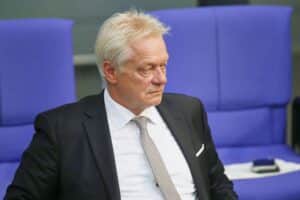 Ramona Pop kritisiert; Bundeslandwirtschaftsminister Alois Rainer will Transparenzpflichten im Lebensmittelrecht abschaffen.