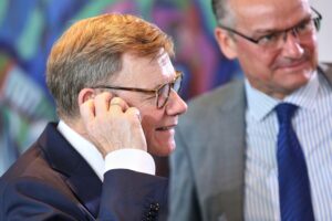 Außenminister Johann Wadephul mahnt Fortschritte im Gaza-Frieden an und fordert Entwaffnung der Hamas.