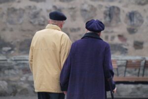 Senioren-Archivbild: Politiker diskutieren Abschlagsfreie „Rente mit 63“ in Nordrhein-Westfalen.